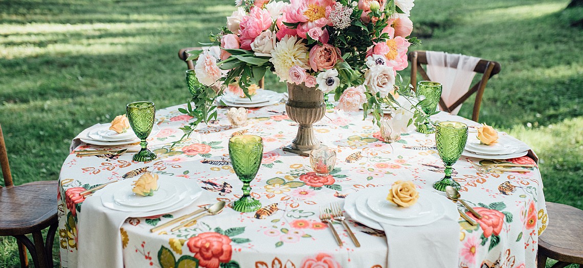 Woodland Birds in Bloom