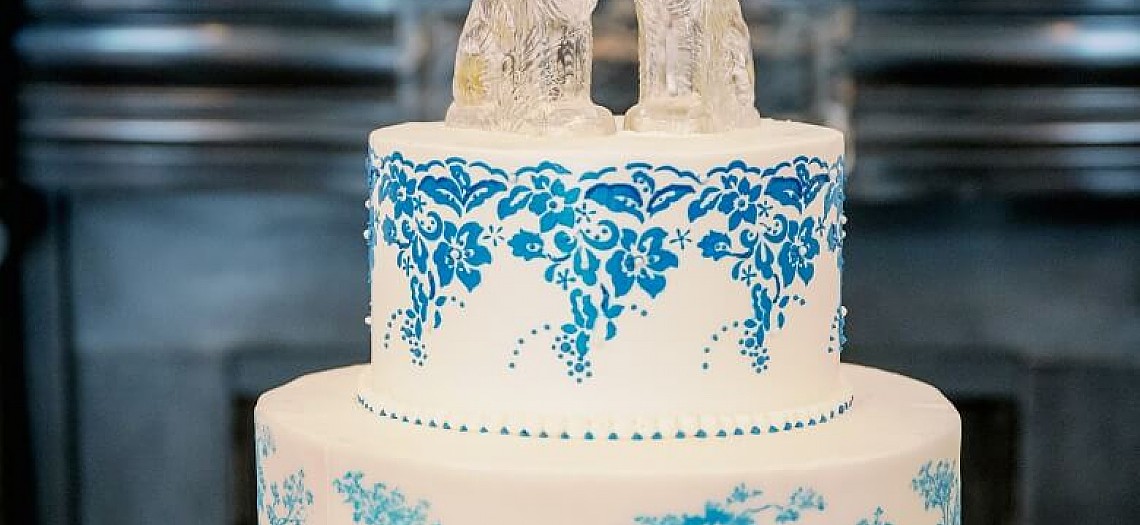 A Summer Blues & Floral Lace Celebration