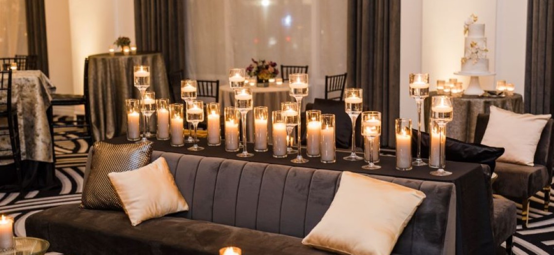 Black & Gold Deco Magic