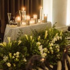 Chic Contrast: Luxe Linens & Bold Decor