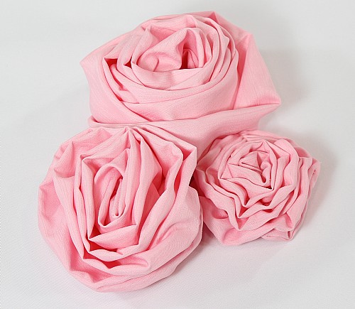 Light Pink Majestic Rosettes