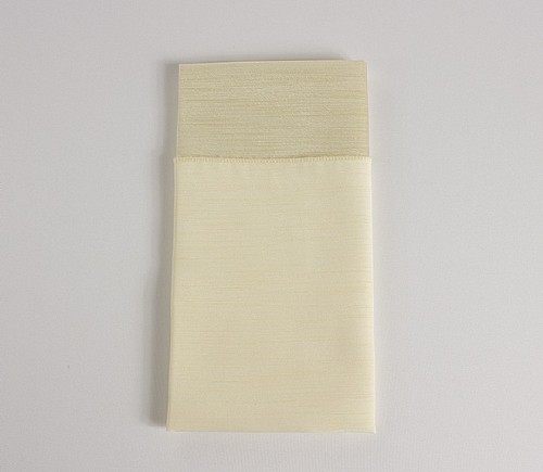 Ivory Majestic Dinner Napkin (Reversible)