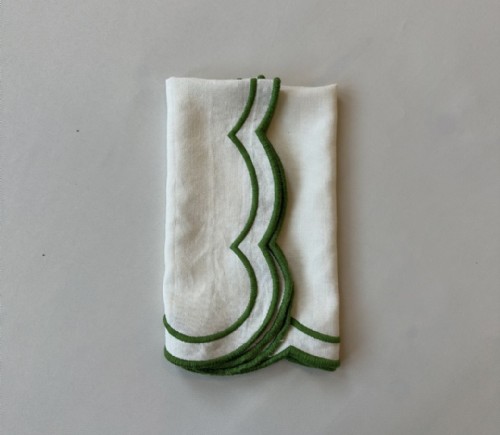 Ivory Cotton Scalloped Dinner Napkin with Grass Thread Trim