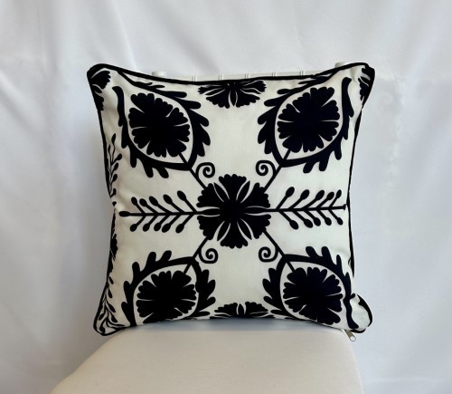 Black Wildflower Pillow