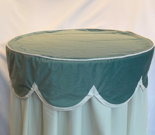 Loden Velvet Scallop Bottle Cap