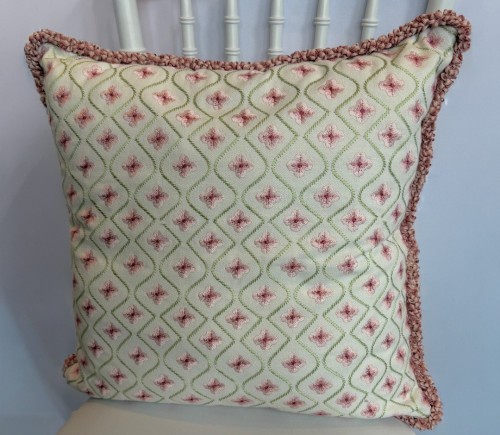 Petal Posy Pillow w/ Parfait Curly Trim